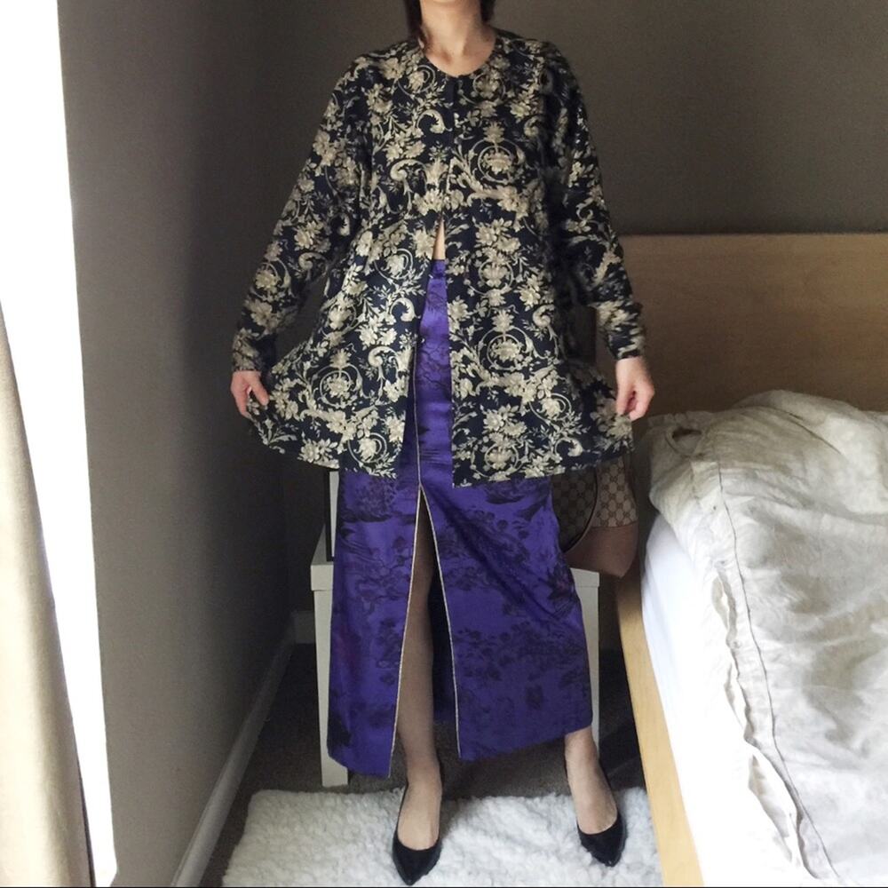 VINTAGE Bogari Studio 100% Silk Floral Blouse.--ZA2